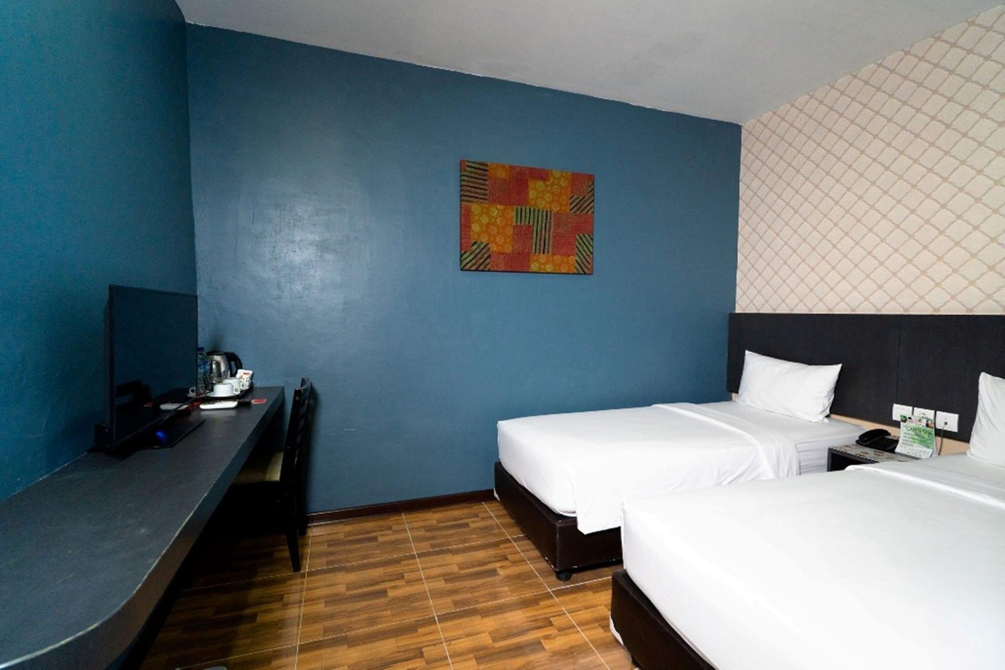 Crew Express Hotel Lubukpakam Luaran gambar