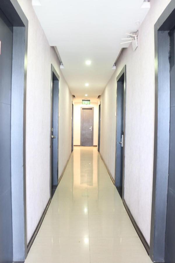 Crew Express Hotel Lubukpakam Luaran gambar