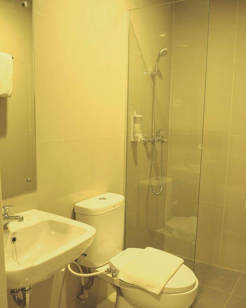 Crew Express Hotel Lubukpakam Luaran gambar
