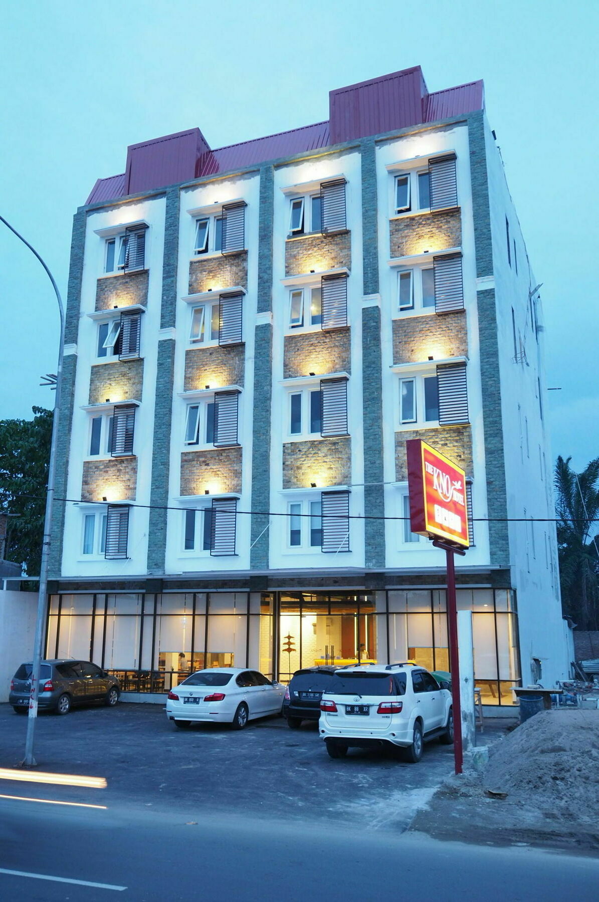Crew Express Hotel Lubukpakam Luaran gambar