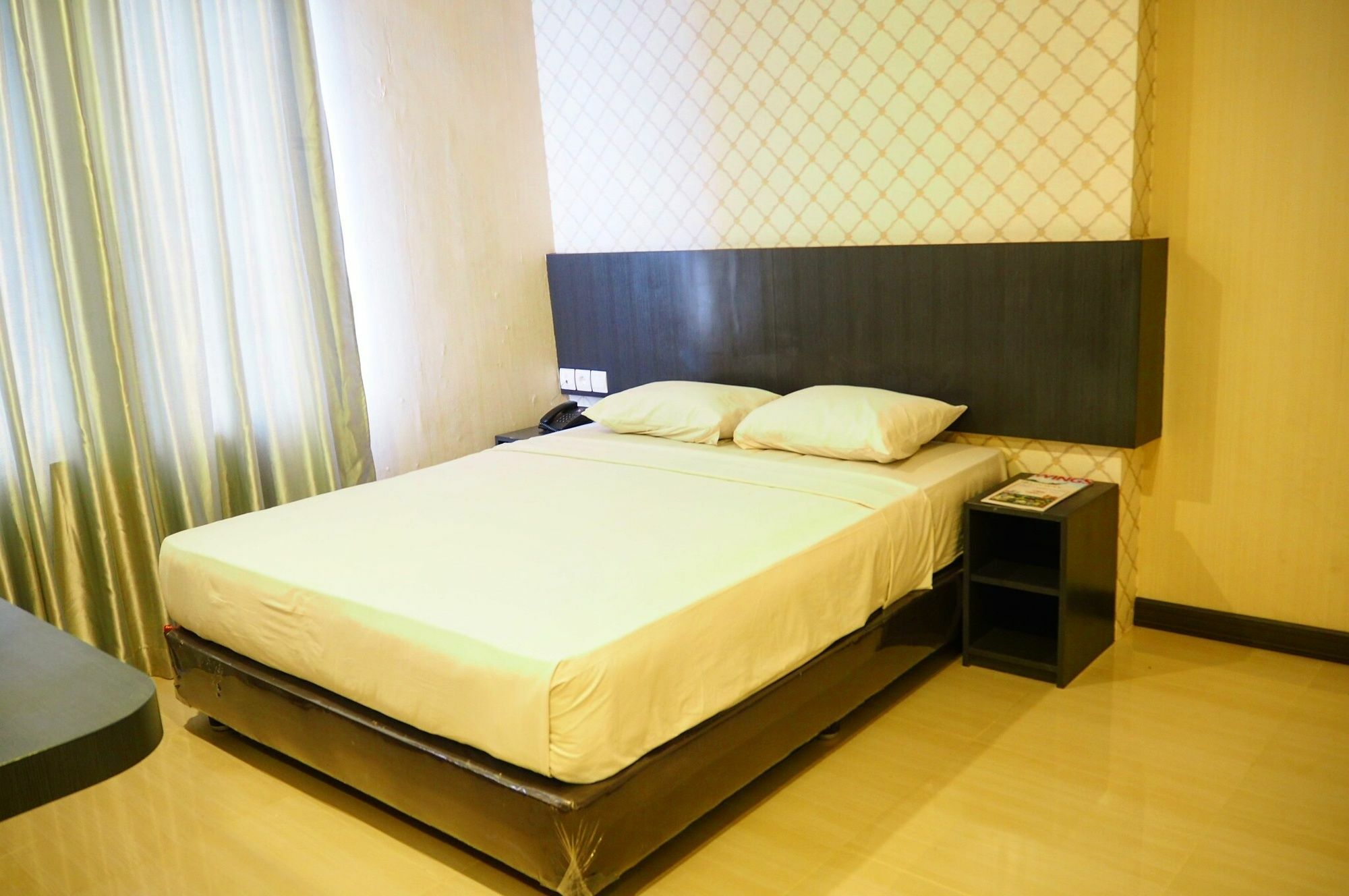 Crew Express Hotel Lubukpakam Luaran gambar